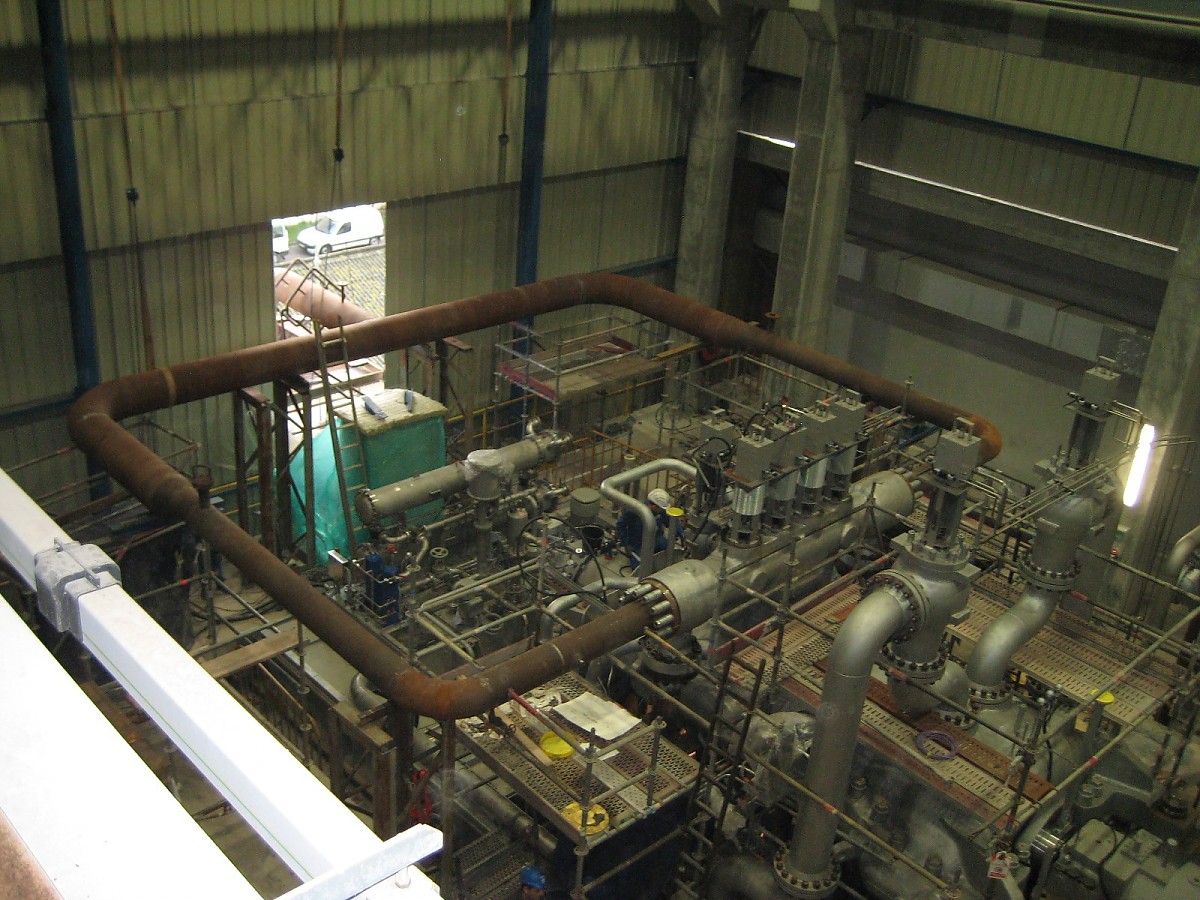 CELBI - Condensing and Back-Pressure Turbogenerator Plant SST400 / SST800