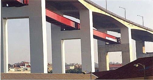 LISTEJO - 25 de Abril Bridge railway bridge